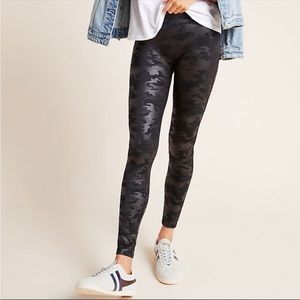 SPANX Shiny Liquid Metallic Camouflage High Rise Leggings XL